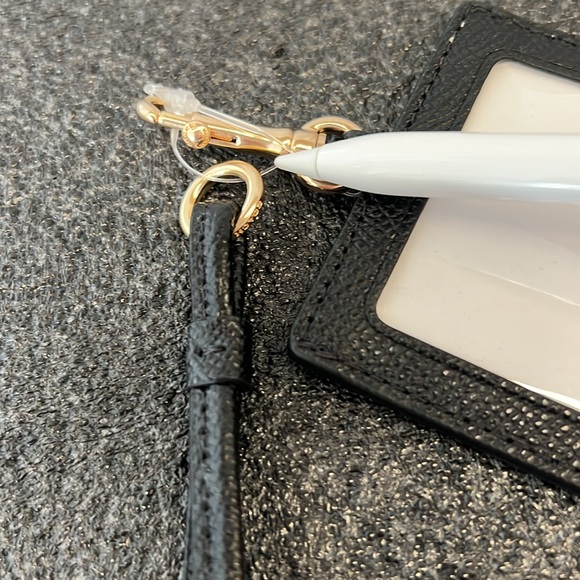 Coach Black ID Lanyard - Picture 4 of 10